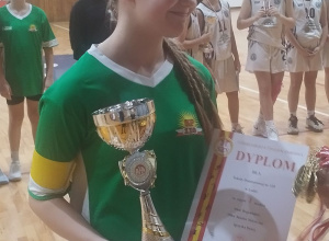 Mistrzynie Województwa w Piłce Ręcznej z SP nr 110 w Łodzi