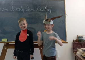 Uczniiowie podczas zajęć w Muzeum Oświaty w Łodzi